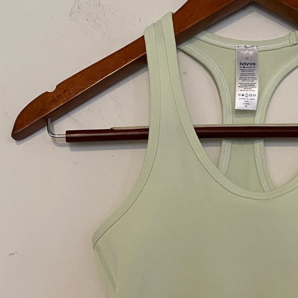 ๐2/$20 Lululemon Ivivva Sz 12 Pastel Green Tank Like New - Picture 3 of 7
